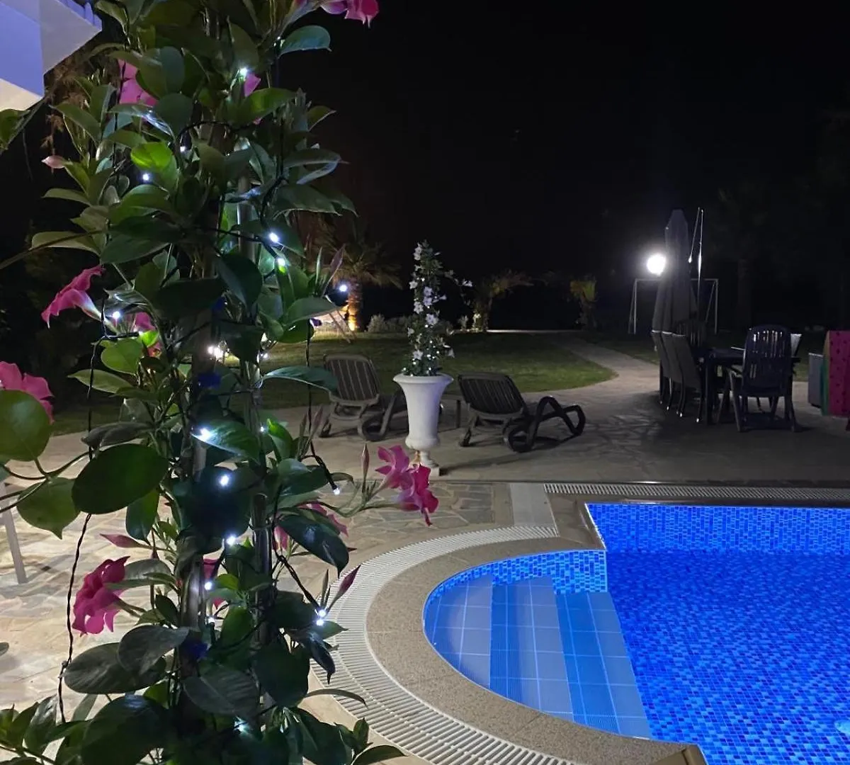 Ionion Beachfront Villa Agia Napa 0*,  Zypern
